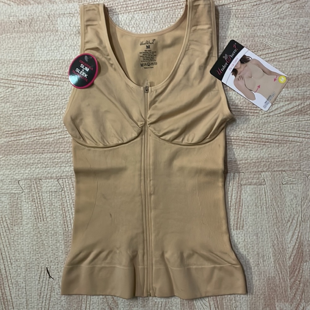 Under Where? - Zip Up Cami Sz M Color Nude NWT Slim & Sleek Silhouette